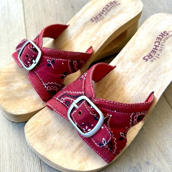 Vintage Y2K Skechers Red Bandana Chunky Platform Sandals Slides Buckle Sz 9/9.5 - Picture 1 of 9